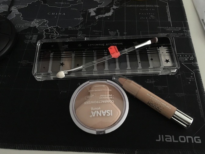 Нажмите на изображение для увеличения. 

Название:	makeup-xxl.jpg 
Просмотров:	330 
Размер:	79.1 Кб 
ID:	1016